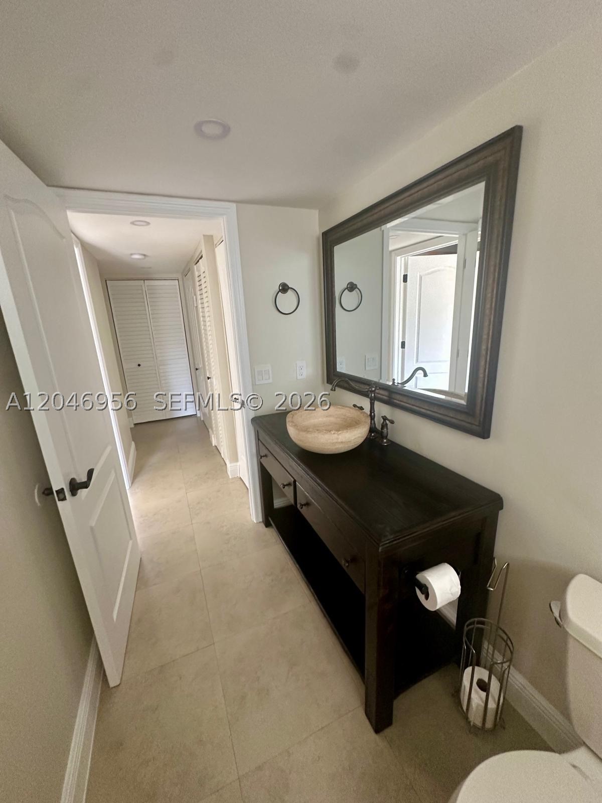 SUNSET POINT CONDO - Residential Lease