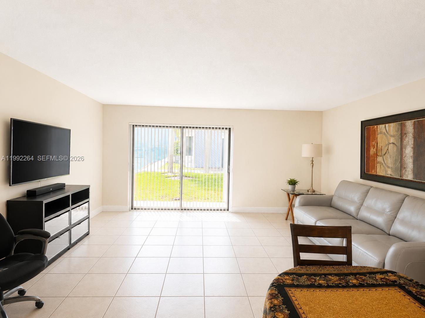 VILLAS OF AMBERWOOD CONDO - Residential