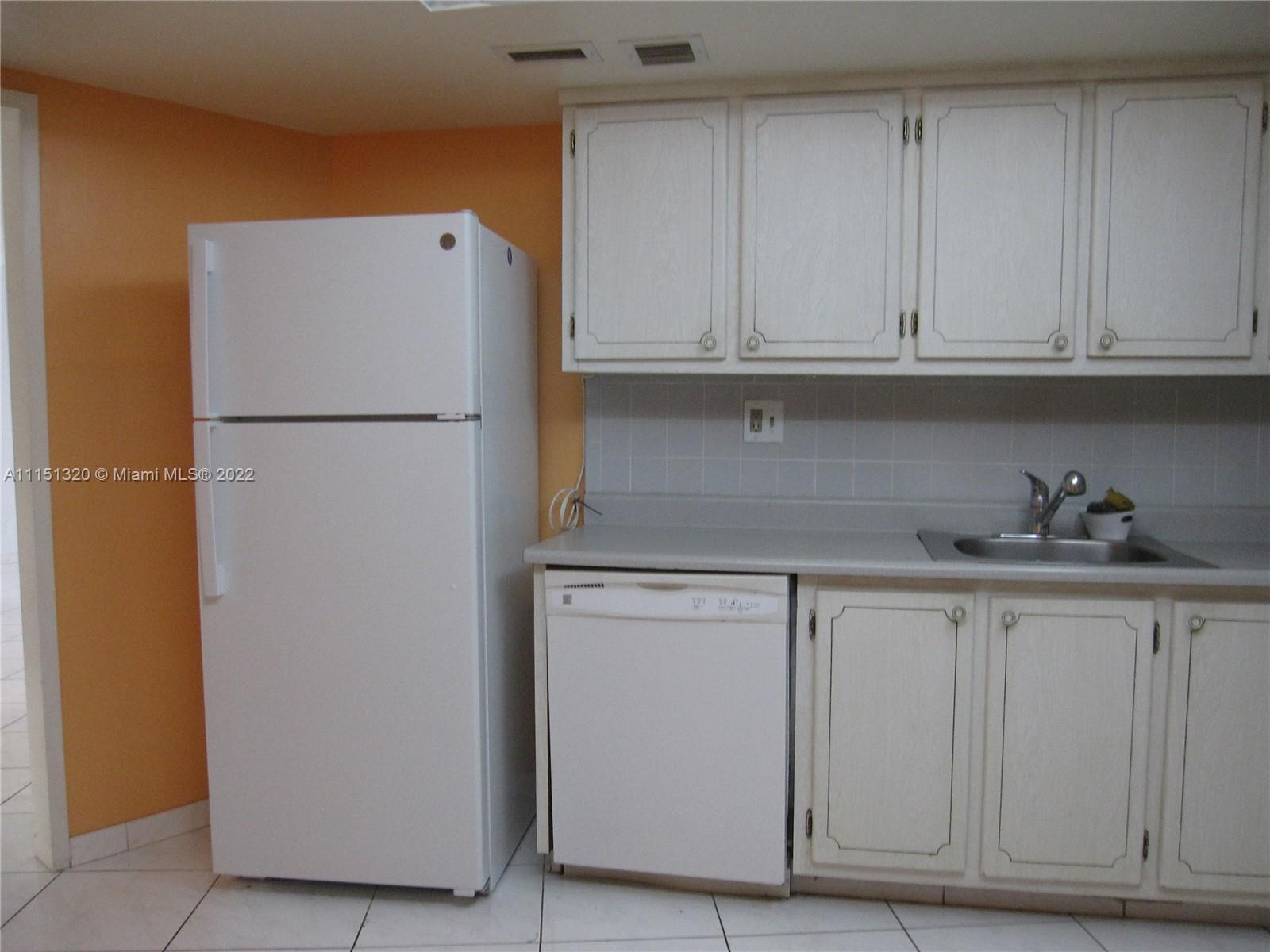 PARKER DORADO CONDO - Residential Lease