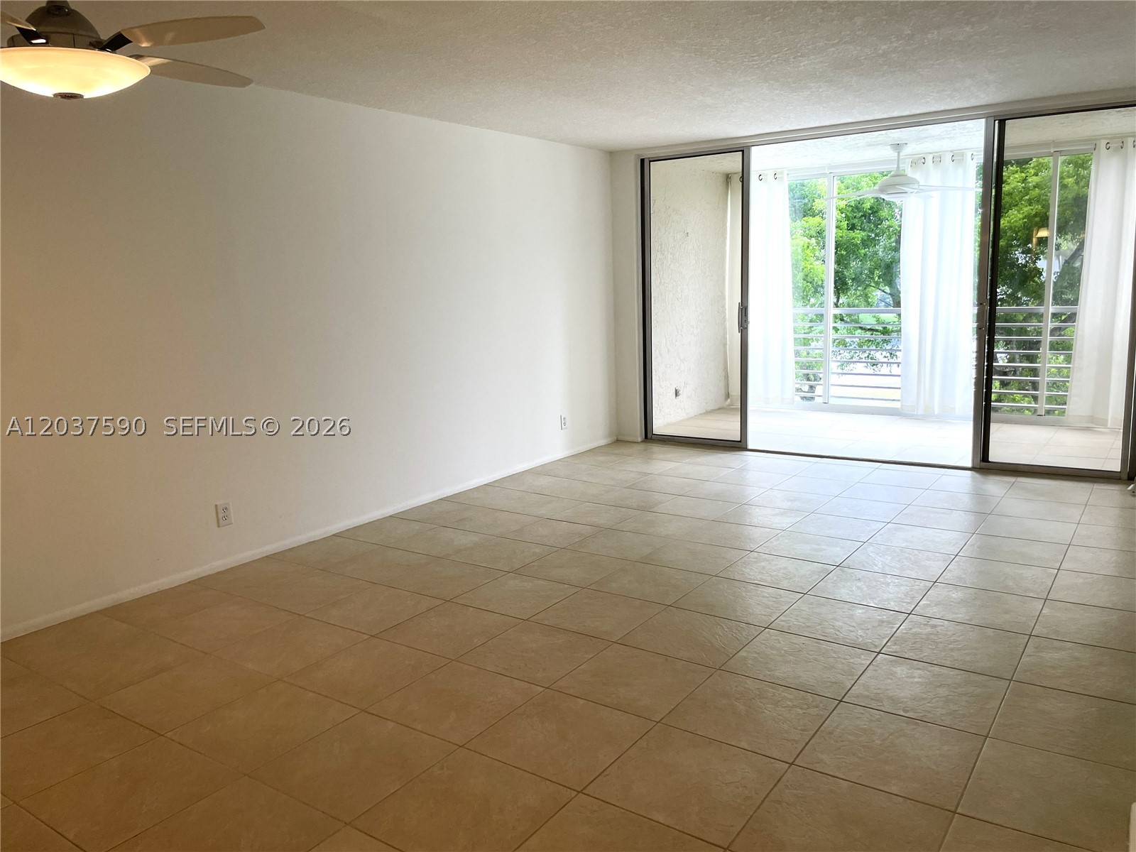 CONDO 6 OF SABAL PALM CON - Residential Lease