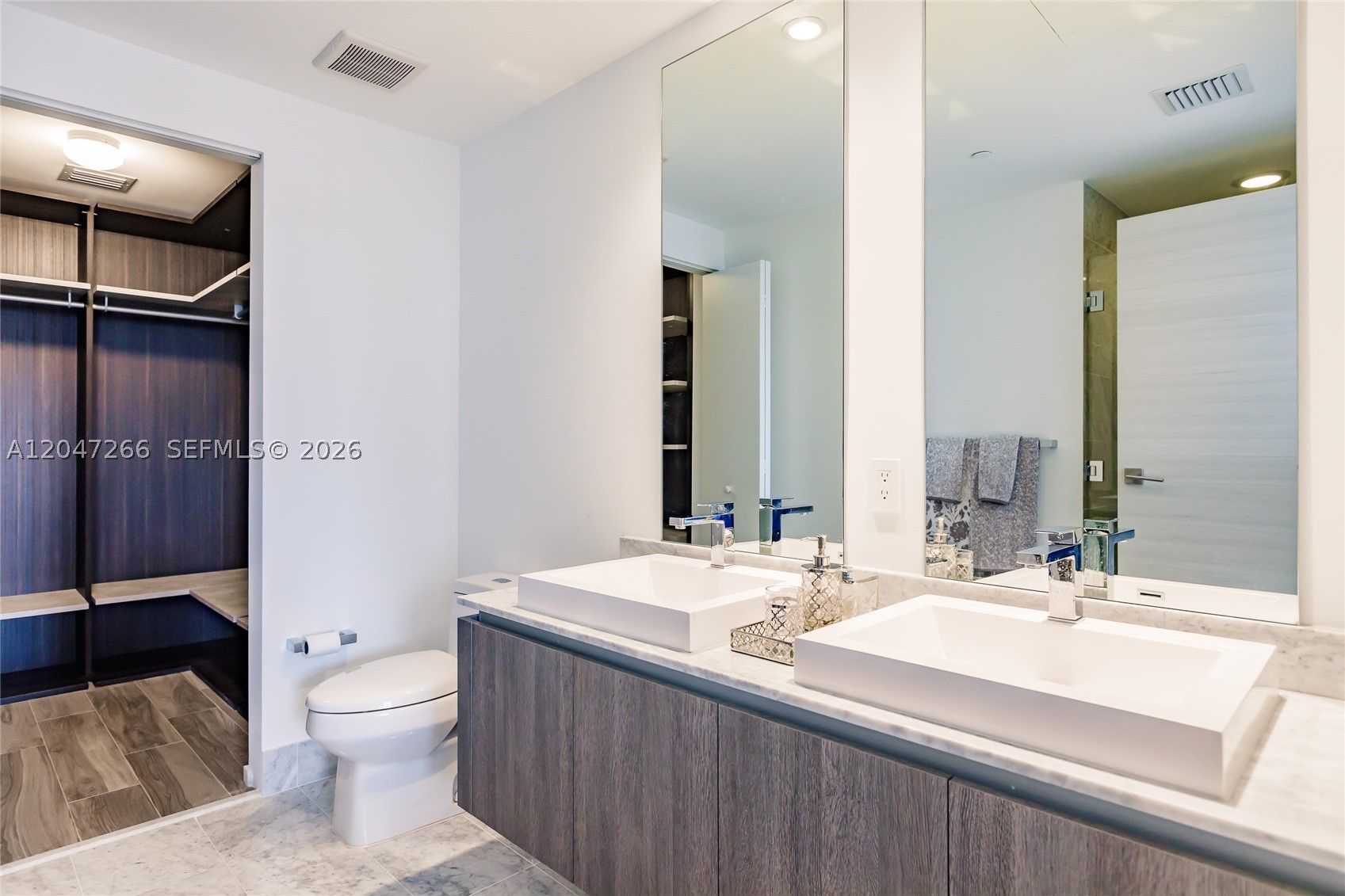 801 SMA RESIDENCES CONDO - Residential Lease