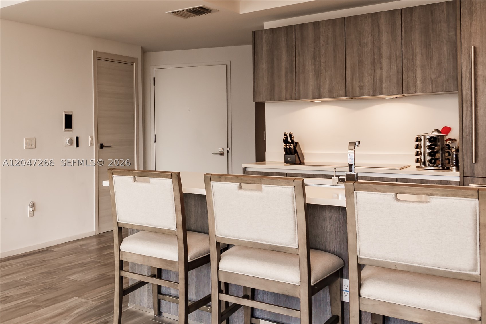 801 SMA RESIDENCES CONDO - Residential Lease