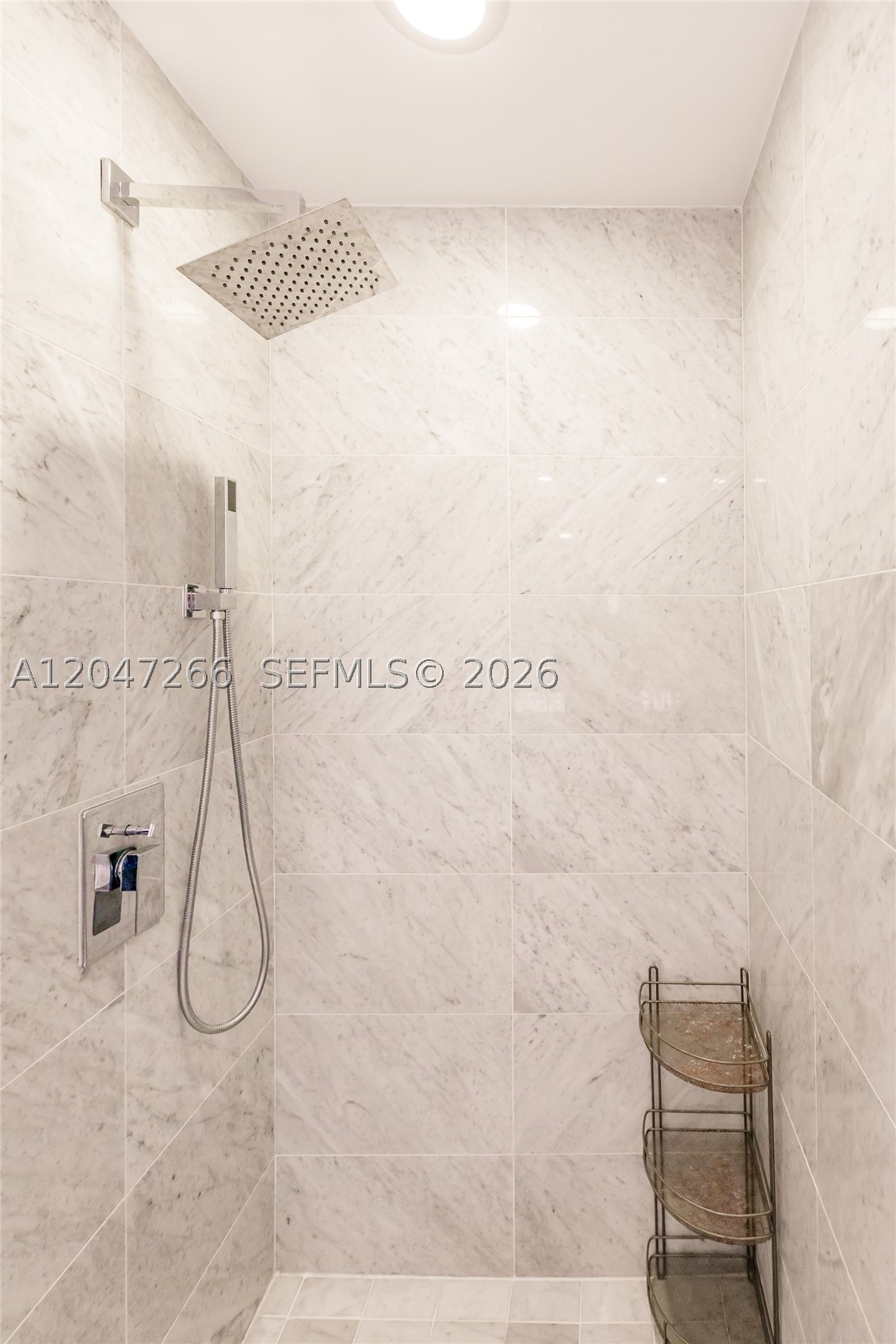 801 SMA RESIDENCES CONDO - Residential Lease