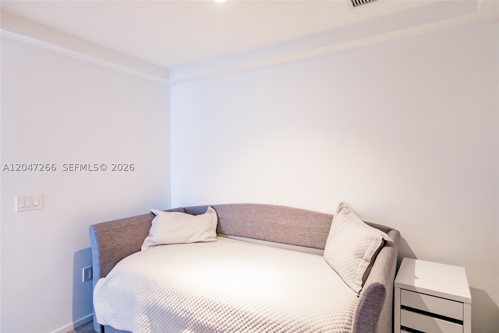 801 SMA RESIDENCES CONDO - Residential Lease