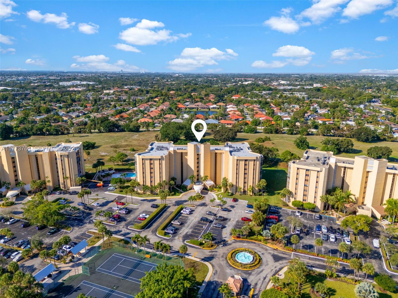 ENVIRON TOWERS I CONDO - Residential