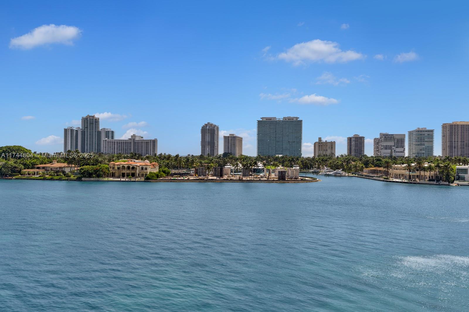 Onda Residences - Residential