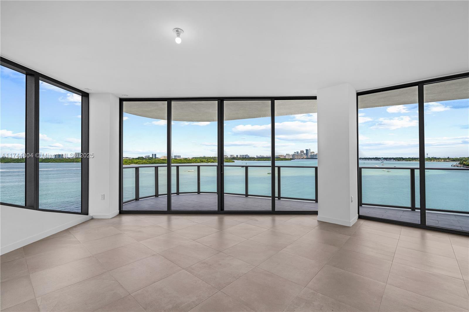 Onda Residences - Residential