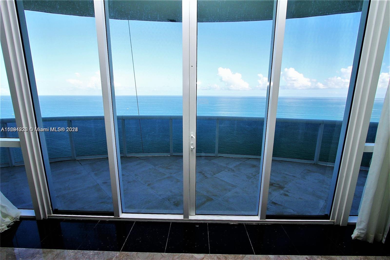 TDR TOWER I CONDO - Residential