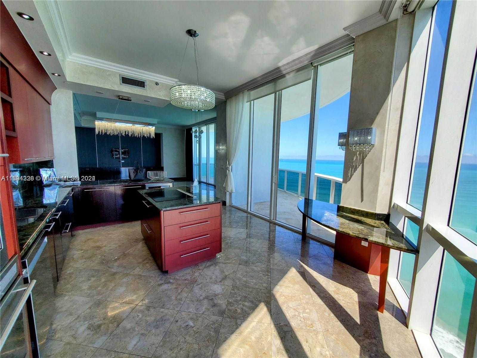 TDR TOWER I CONDO - Residential