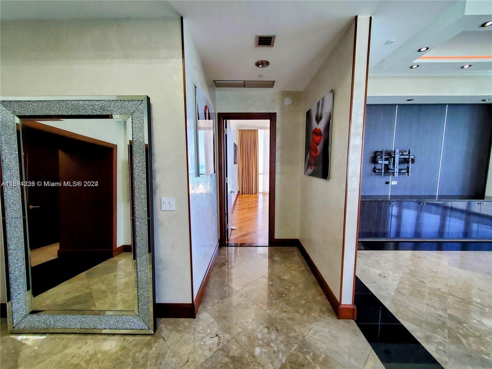 TDR TOWER I CONDO - Residential