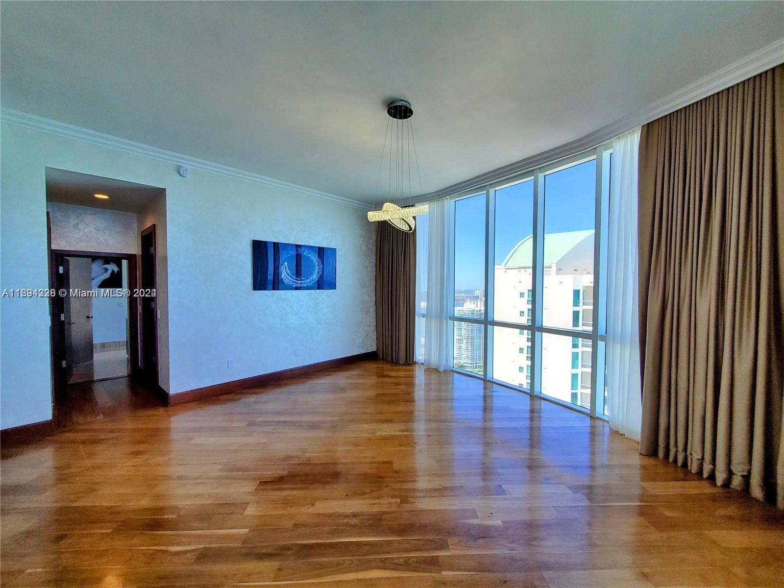 TDR TOWER I CONDO - Residential