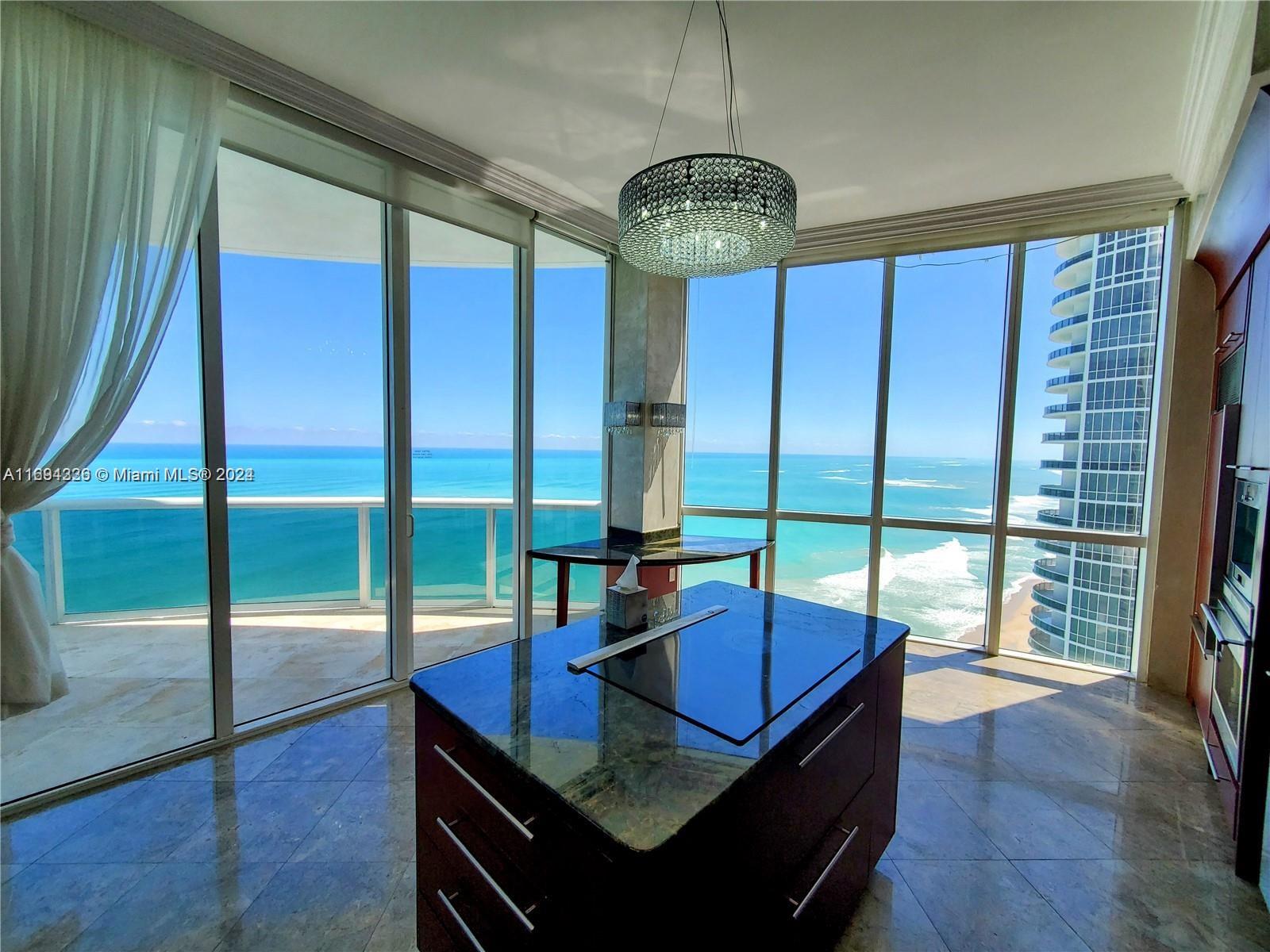 TDR TOWER I CONDO - Residential