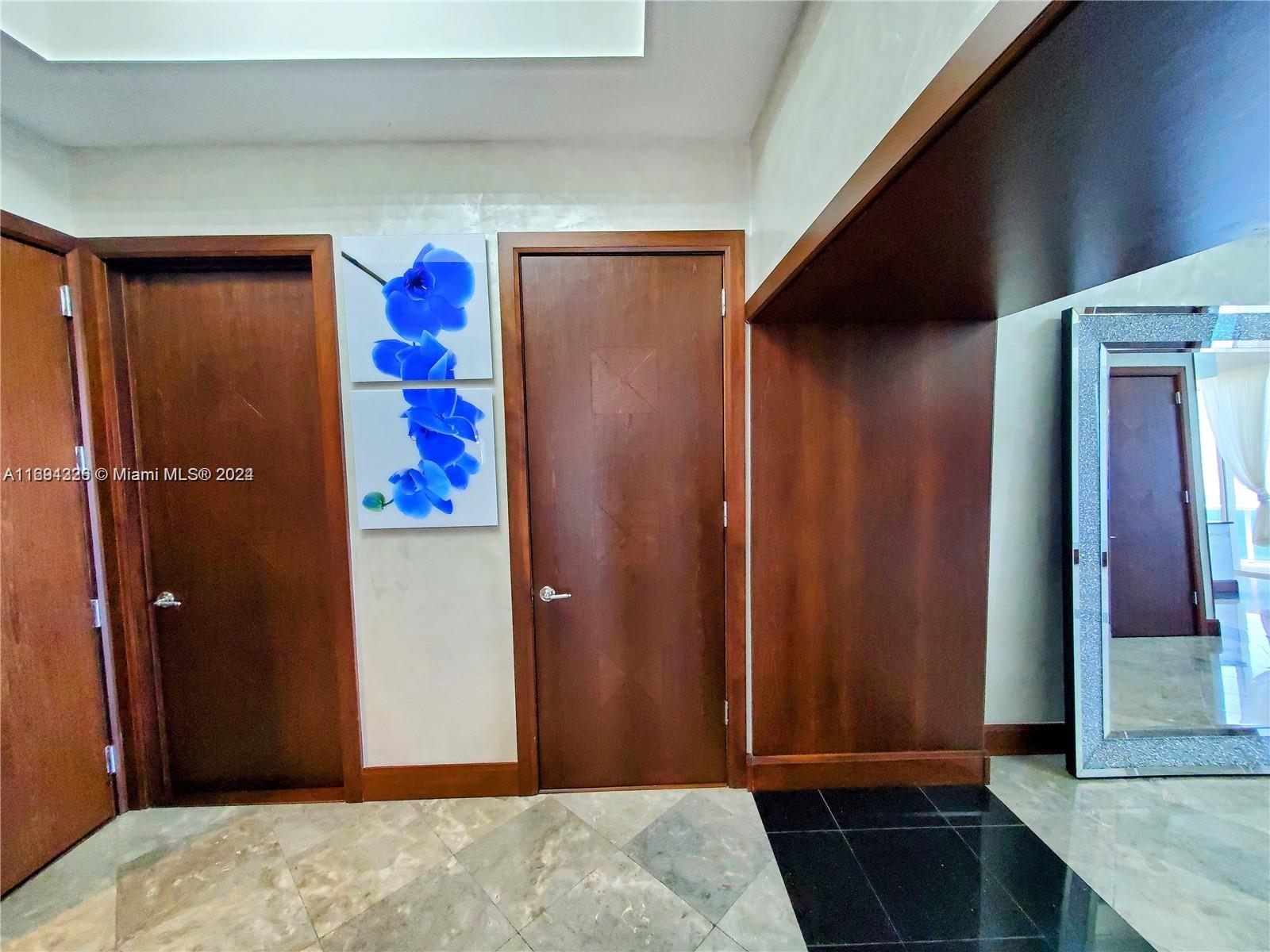 TDR TOWER I CONDO - Residential