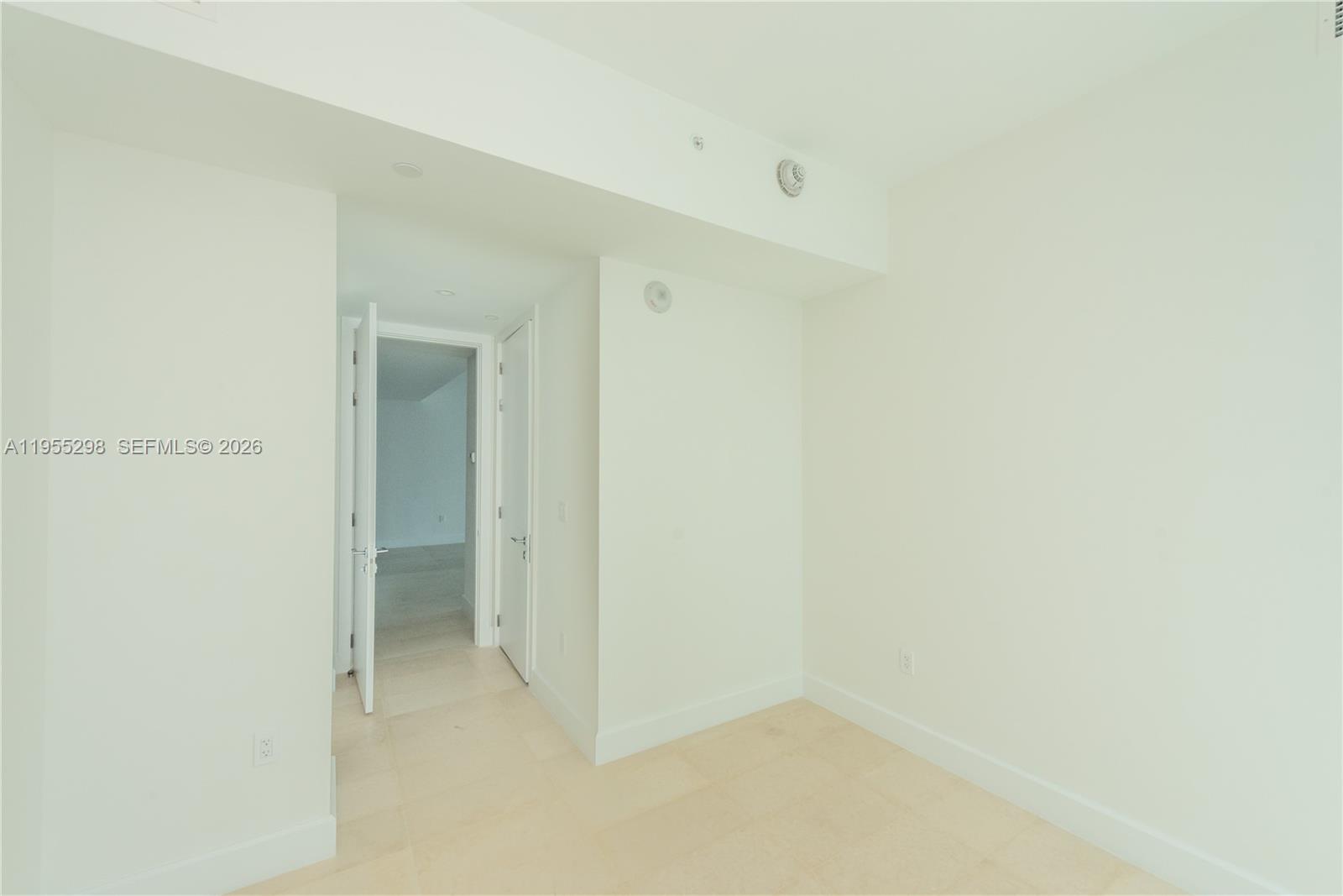 ESCOTTONIA PARK - Residential
