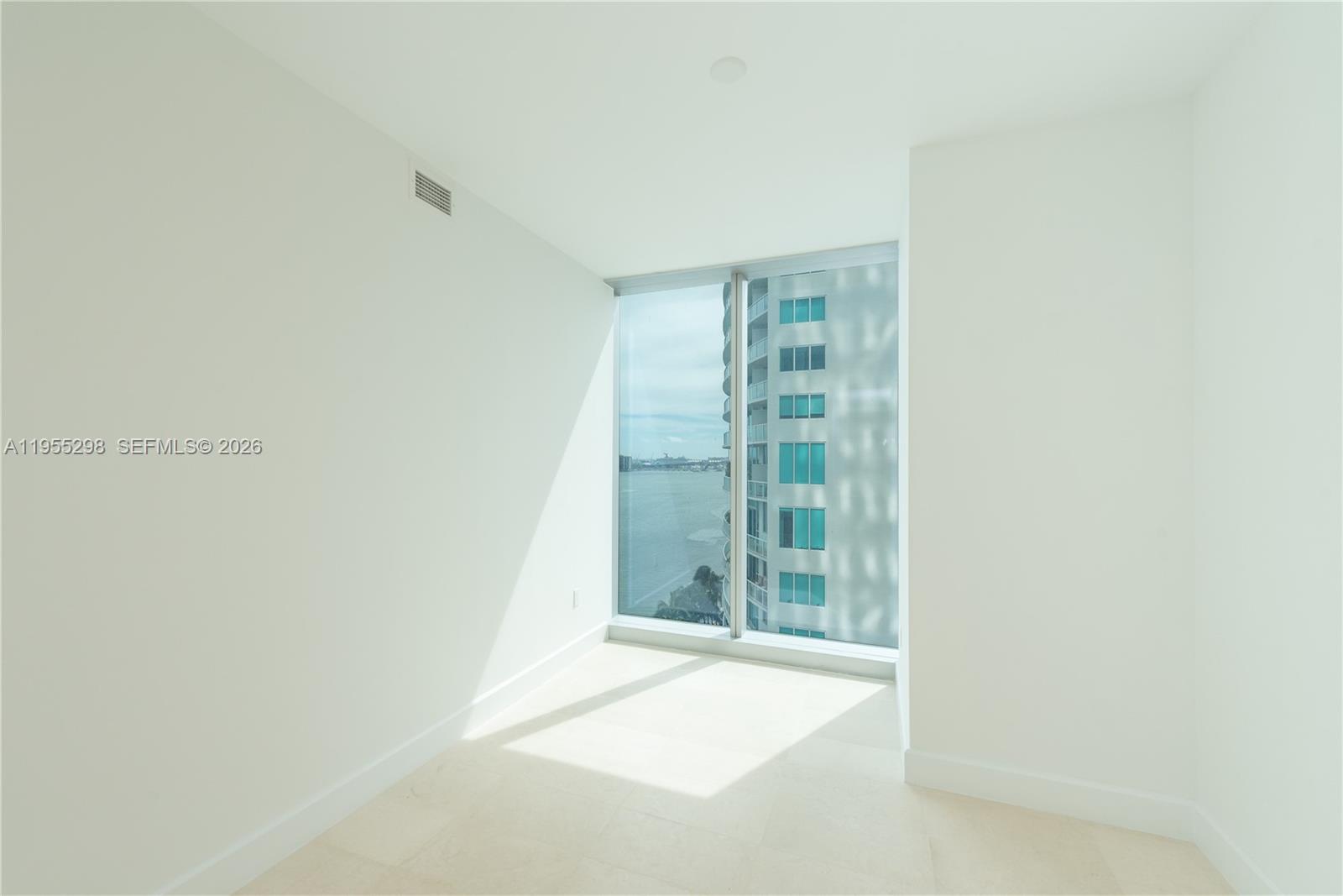 ESCOTTONIA PARK - Residential
