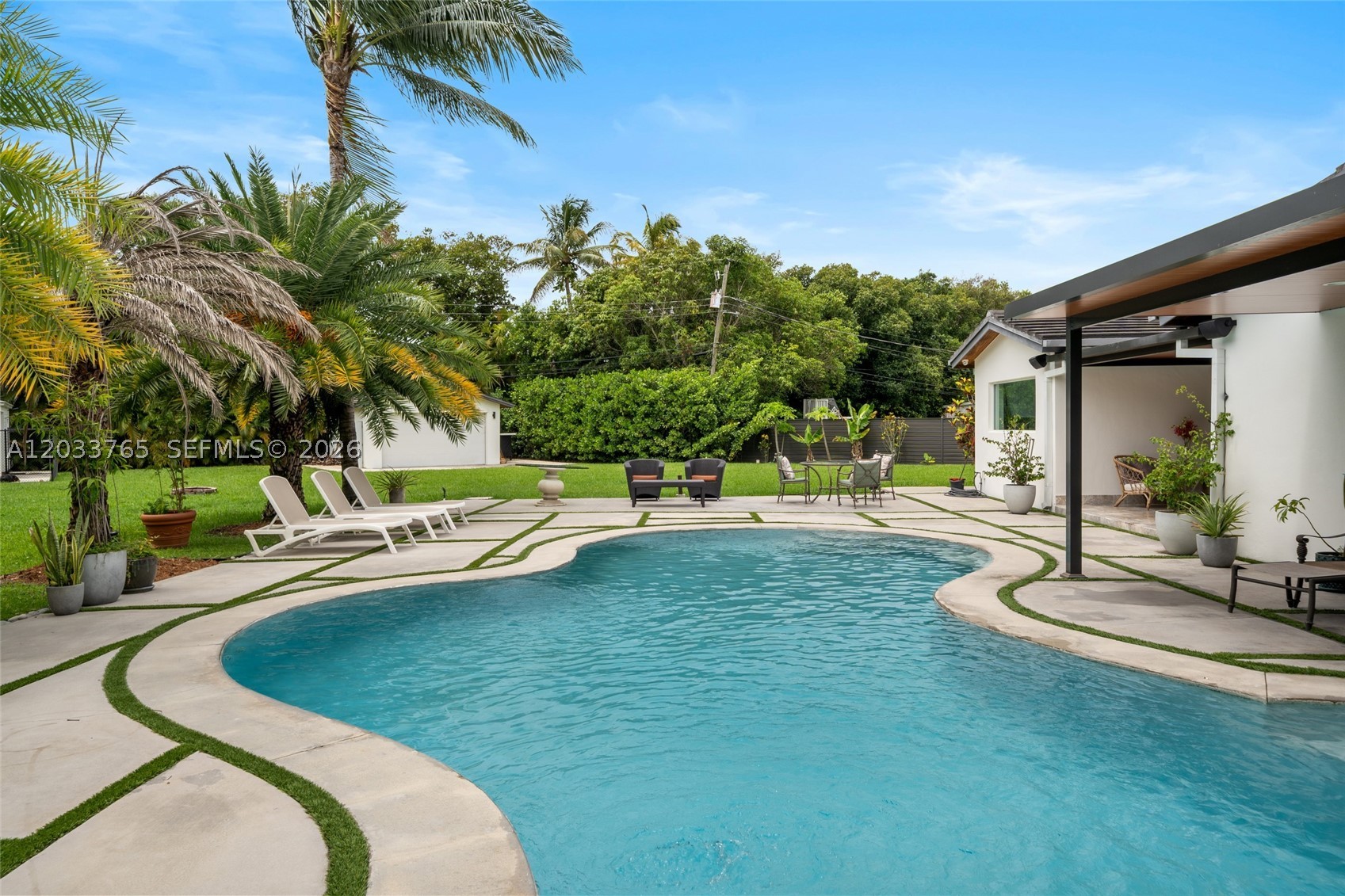 HEFTLER HOMES SUNSET PARK - Residential Lease