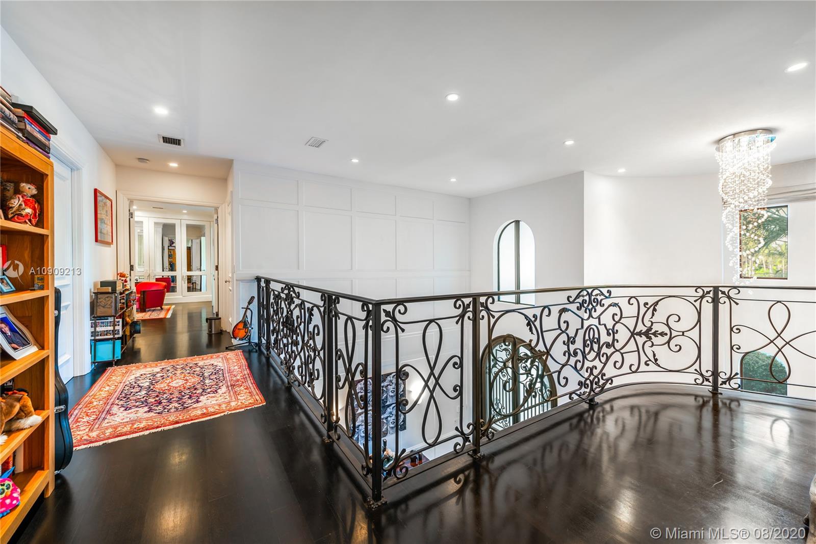 BAY HARBOR ISLAND - Residential