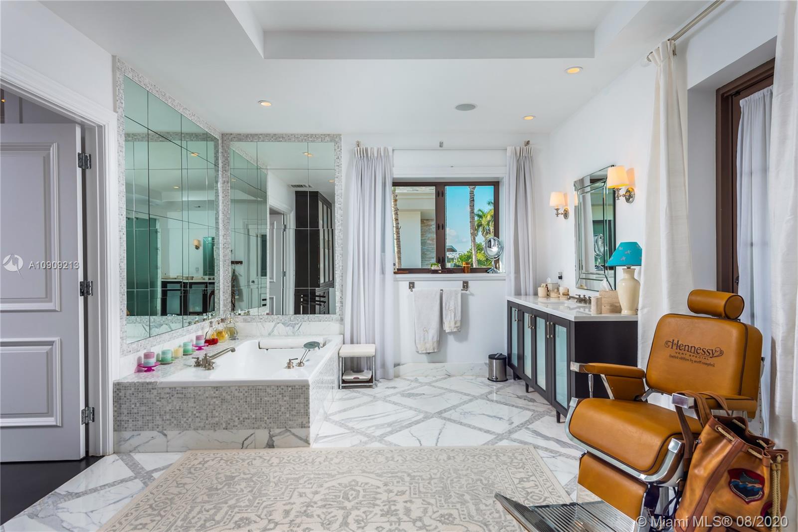 BAY HARBOR ISLAND - Residential