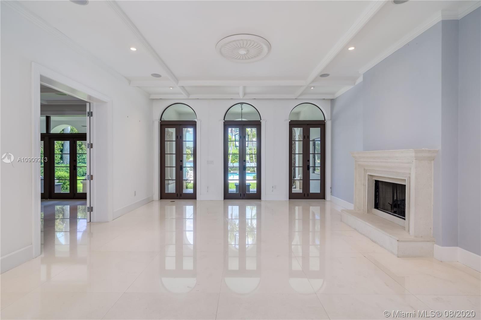 BAY HARBOR ISLAND - Residential