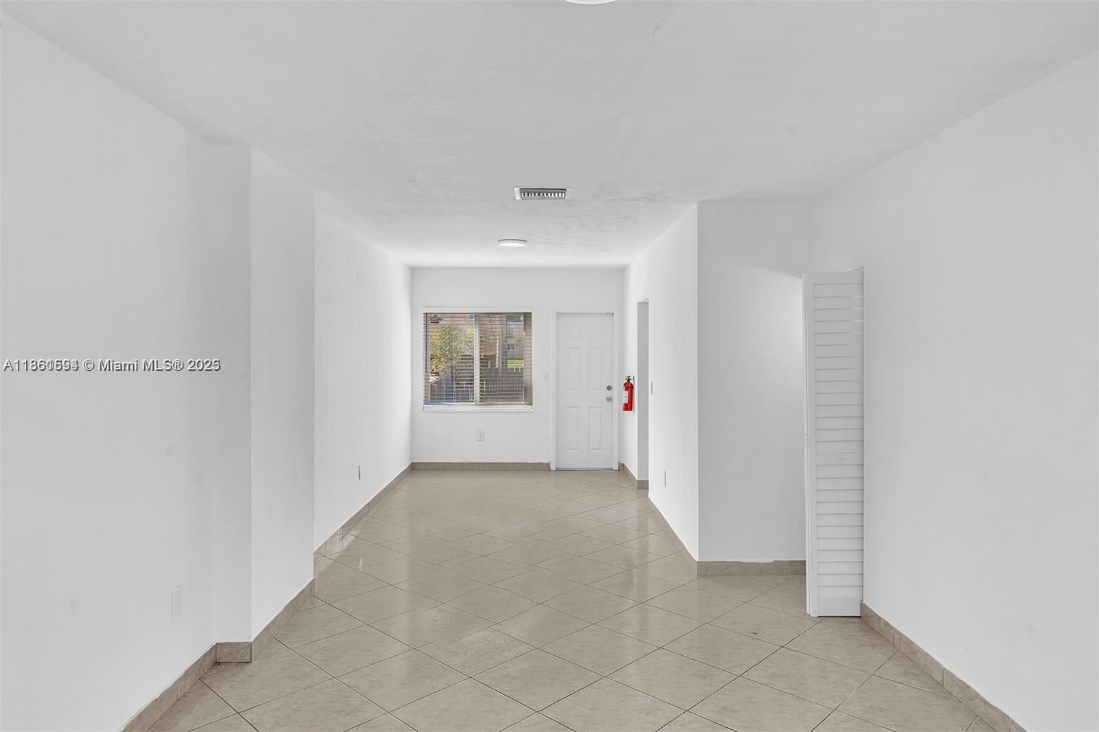SUNSET PALM VILLAS CONDO - Residential