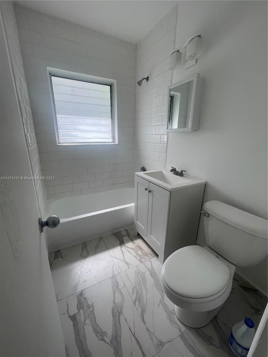C GAB DOUGLAS SEC - Residential Lease