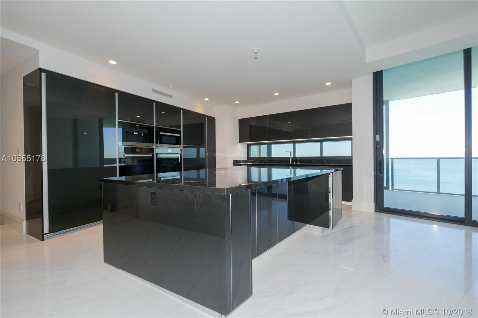 18555 COLLINS AVENUE - Residential