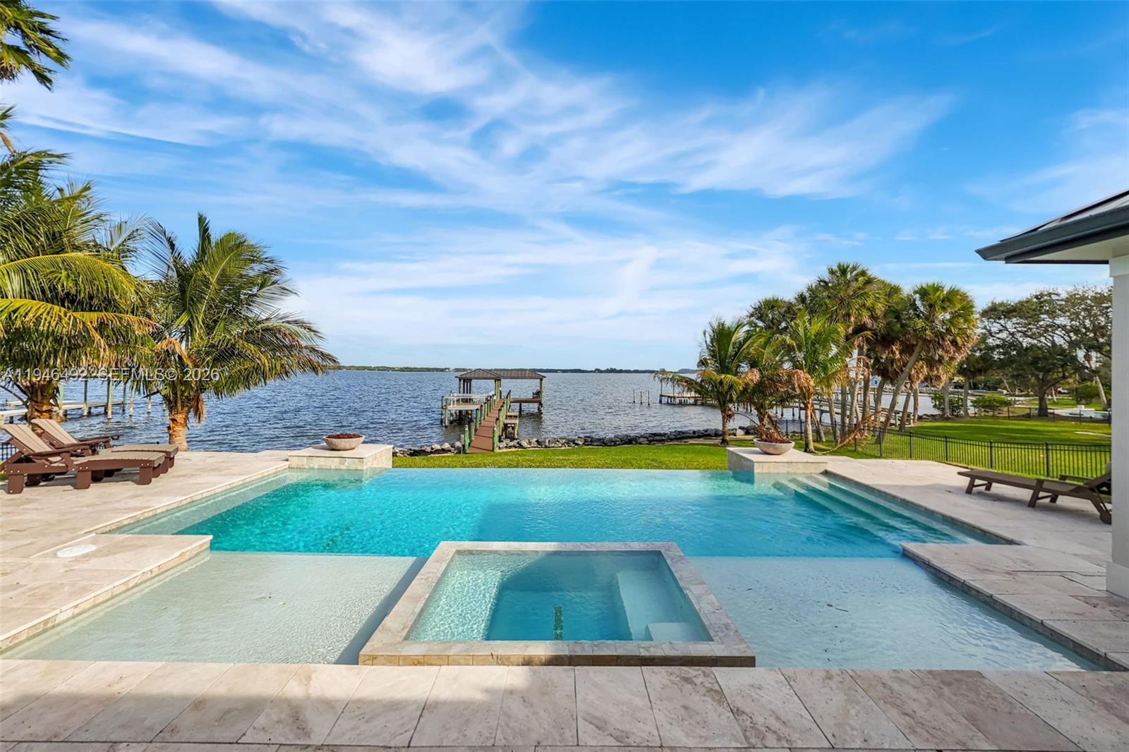 Indian River Plantation Es - Residential