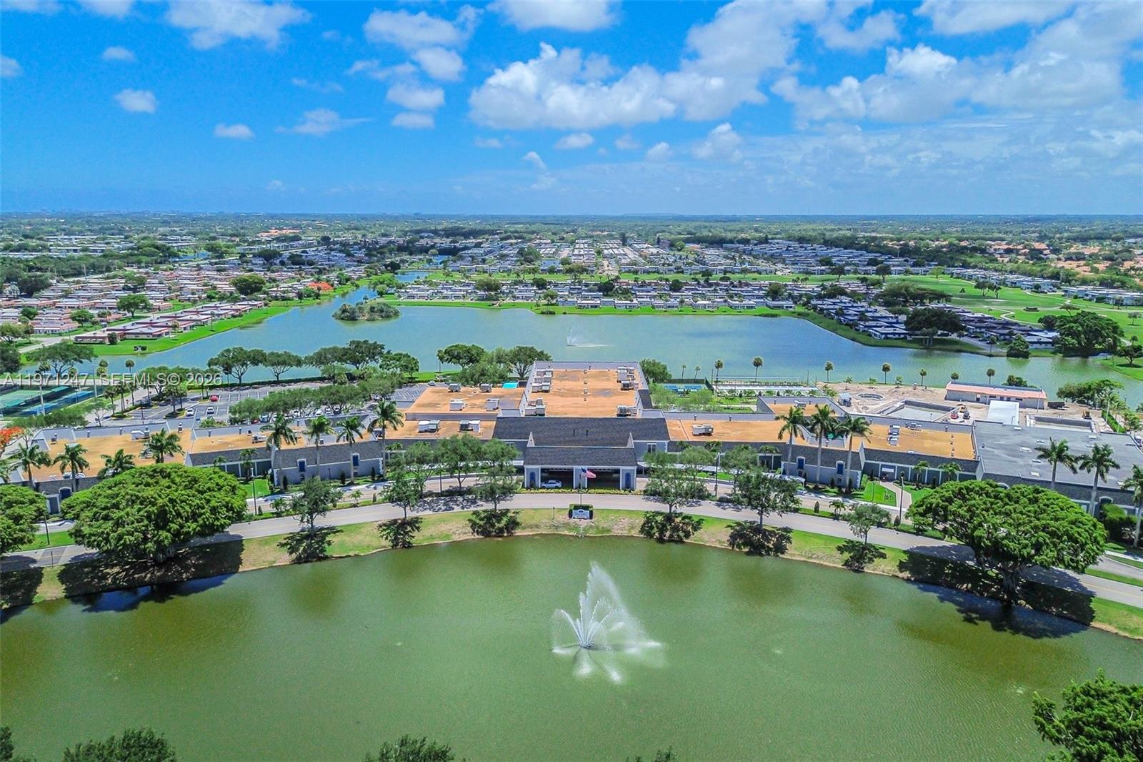KINGS POINT SAXONY CONDOS - Residential