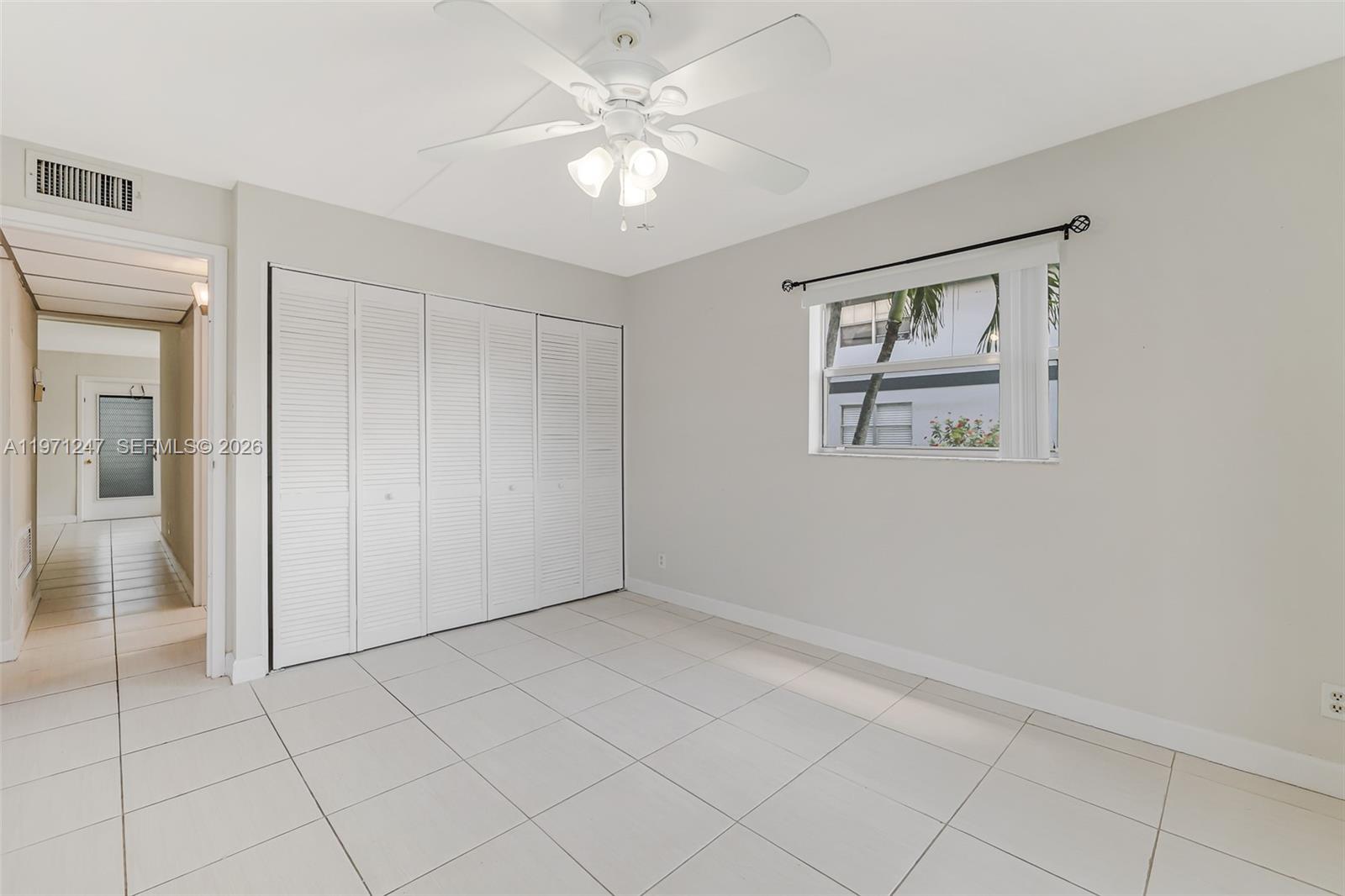 KINGS POINT SAXONY CONDOS - Residential