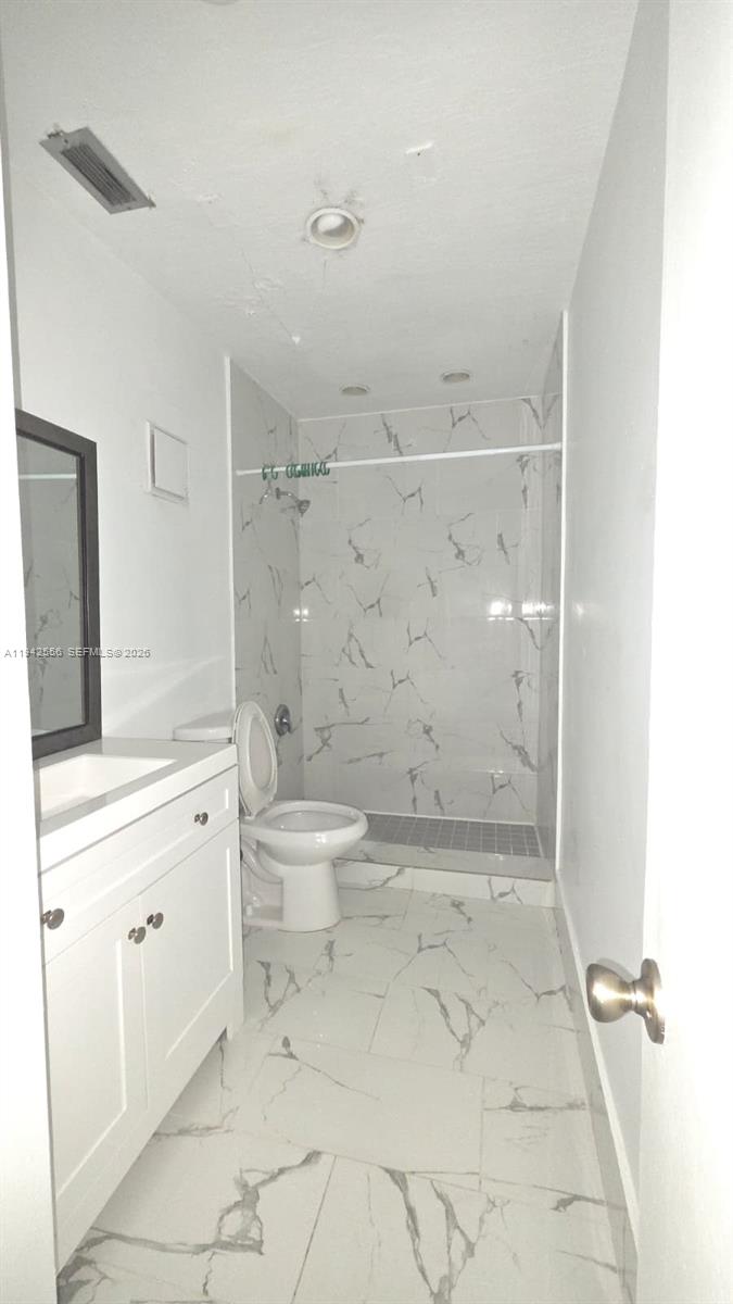 POINT ROYALE CONDO NO 9 - Residential Lease