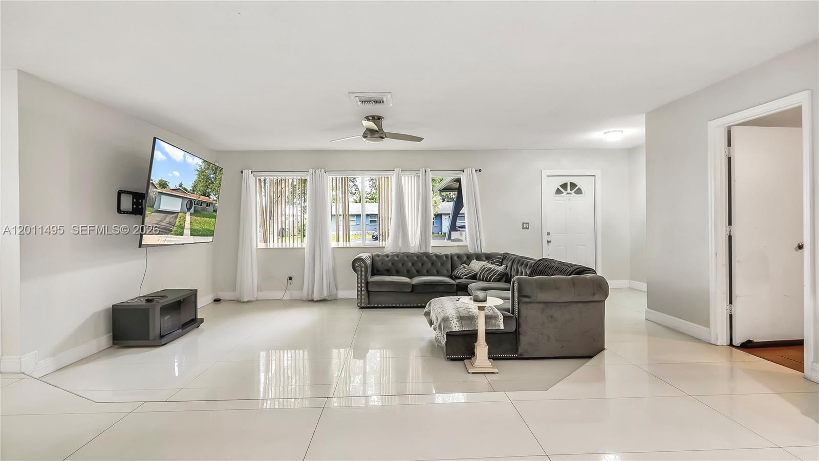 PASADENA LAKES SOUTH - Residential