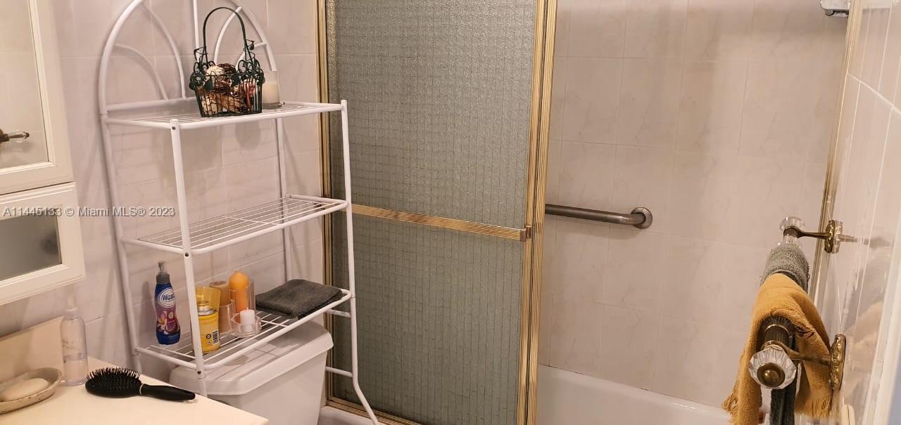 CARAVELLE CONDO - Residential Lease