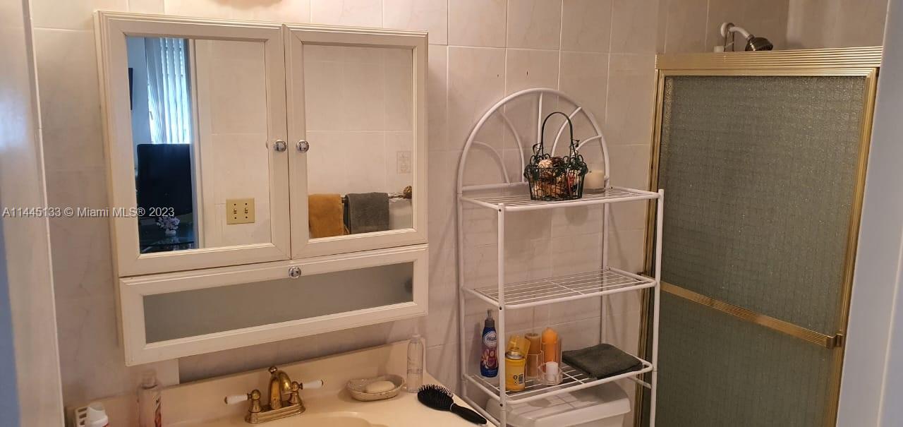 CARAVELLE CONDO - Residential Lease