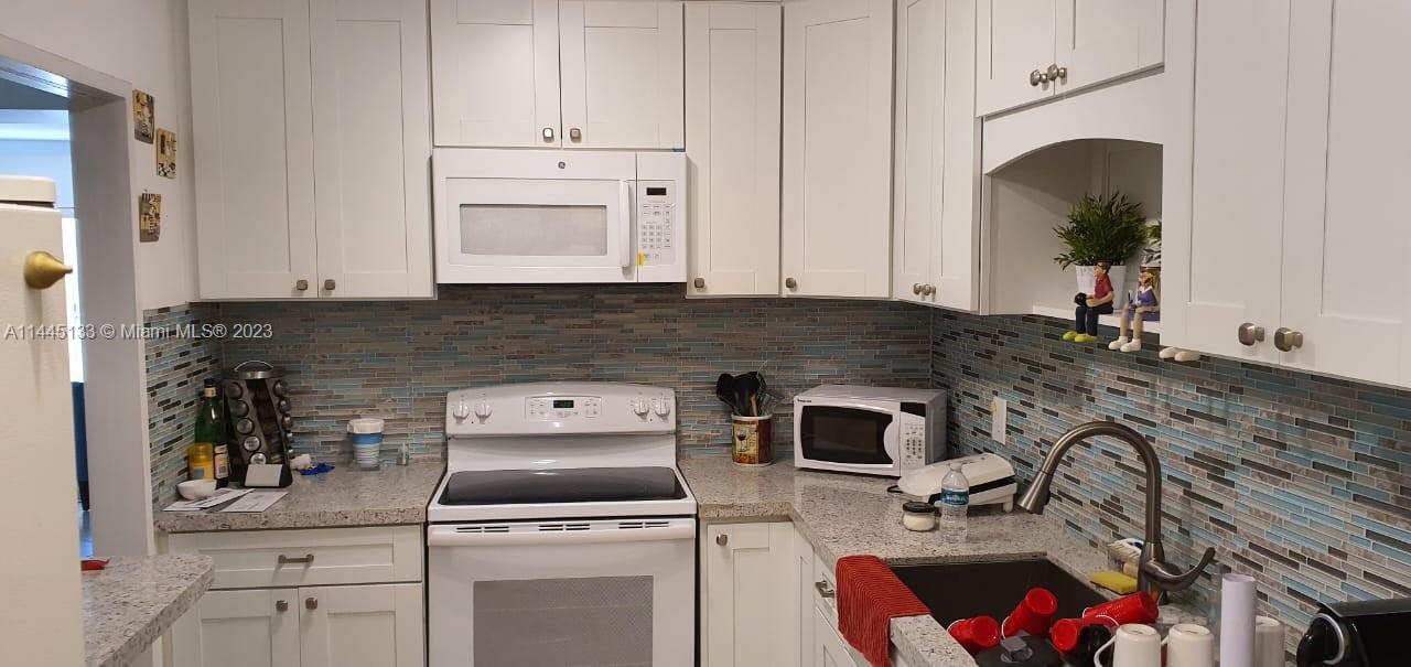 CARAVELLE CONDO - Residential Lease