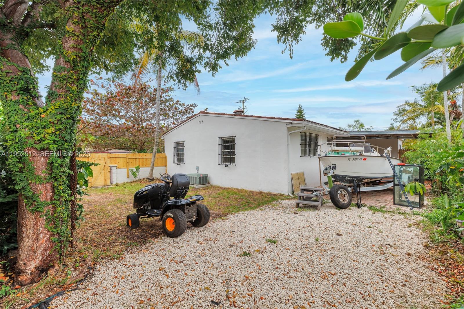 BISCAYNE GARDENS SEC F PT - Residential