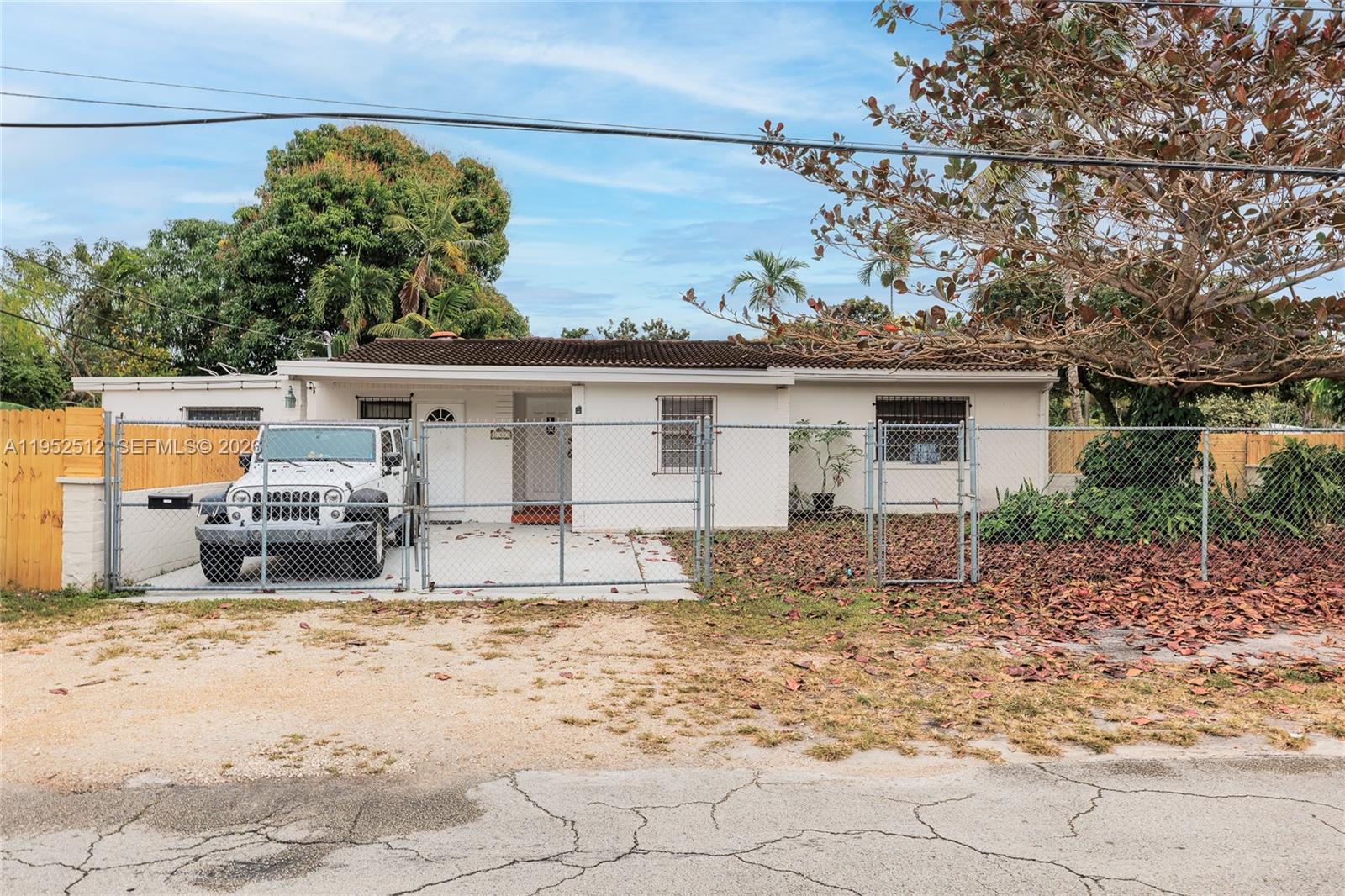 BISCAYNE GARDENS SEC F PT - Residential