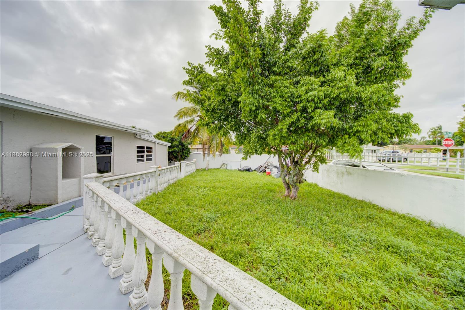MIAMI GARDENS MANOR SEC 3 - Residential