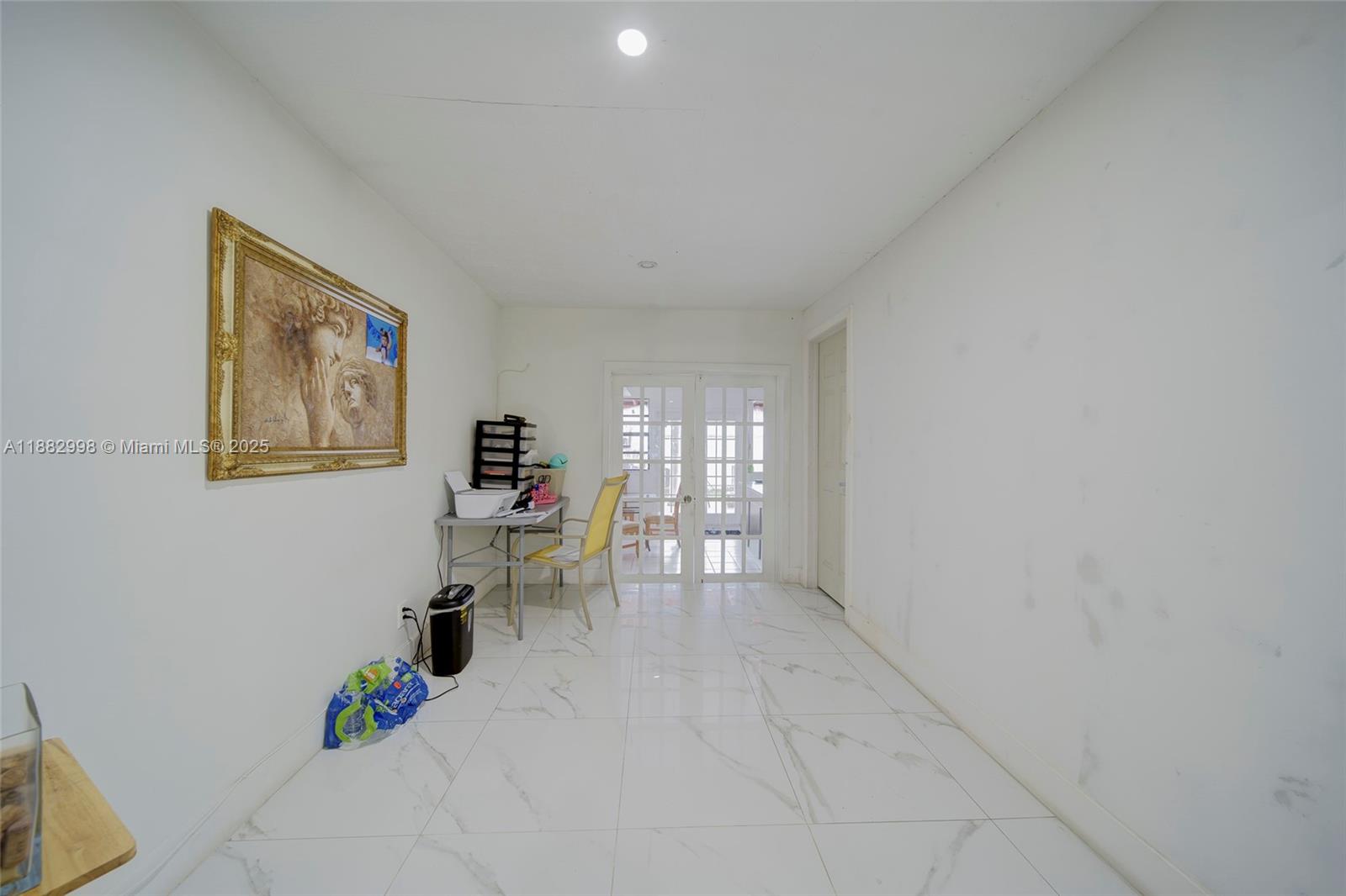 MIAMI GARDENS MANOR SEC 3 - Residential