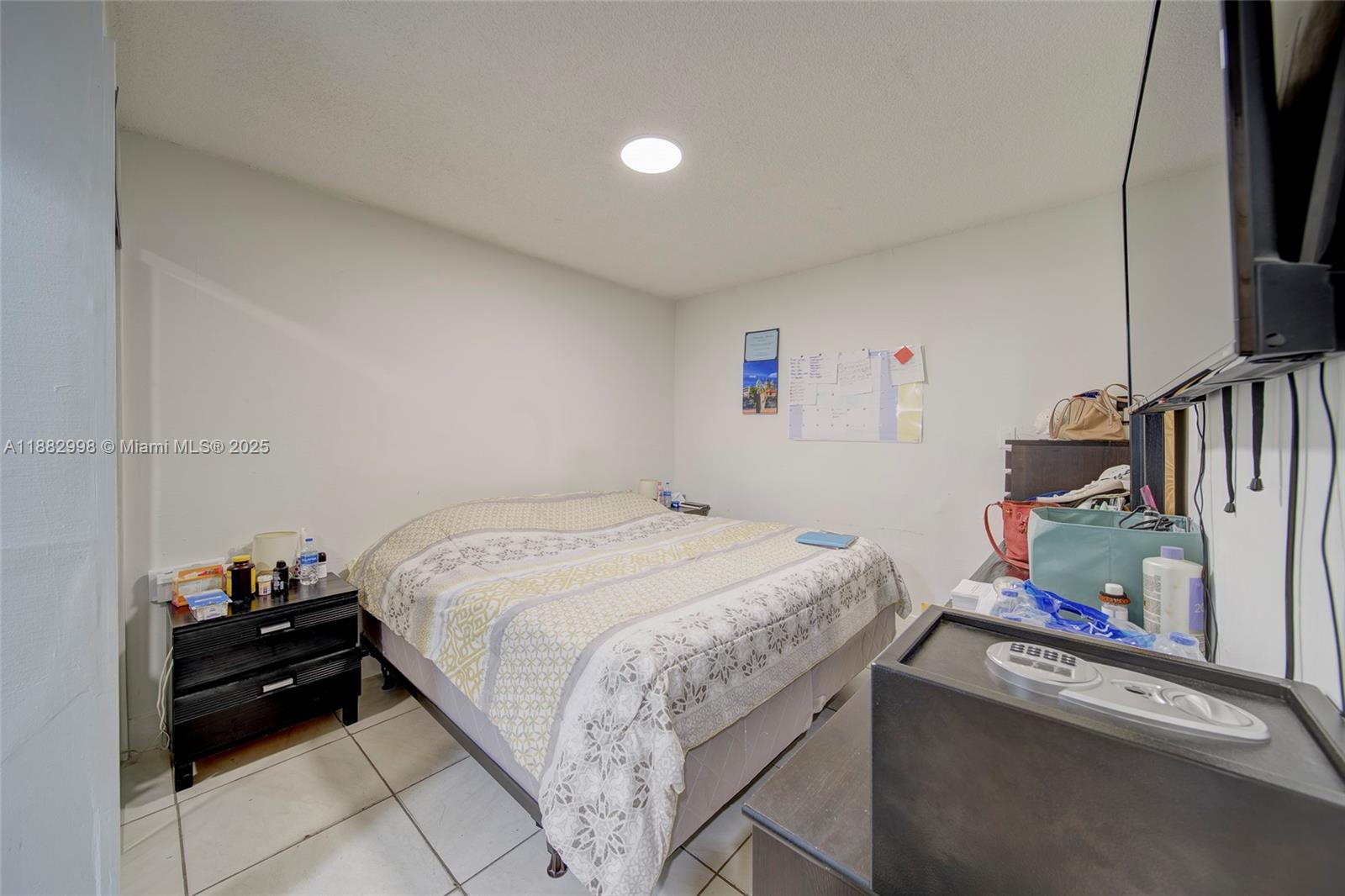 MIAMI GARDENS MANOR SEC 3 - Residential
