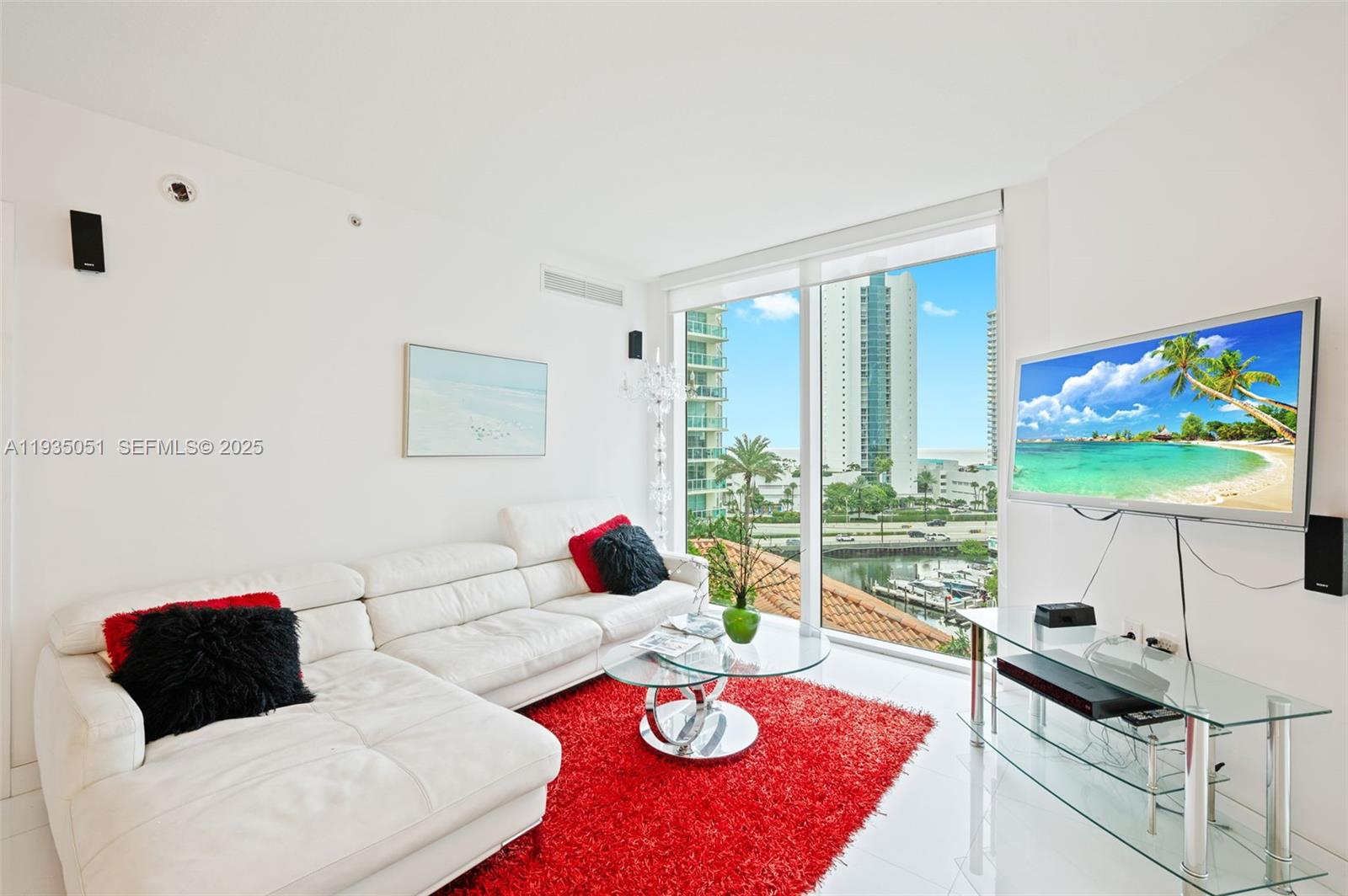 ST TROPEZ ON THE BAY II C - Residential