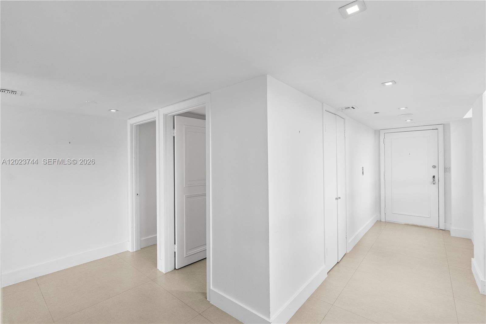 THE PALACE CONDO - Residential