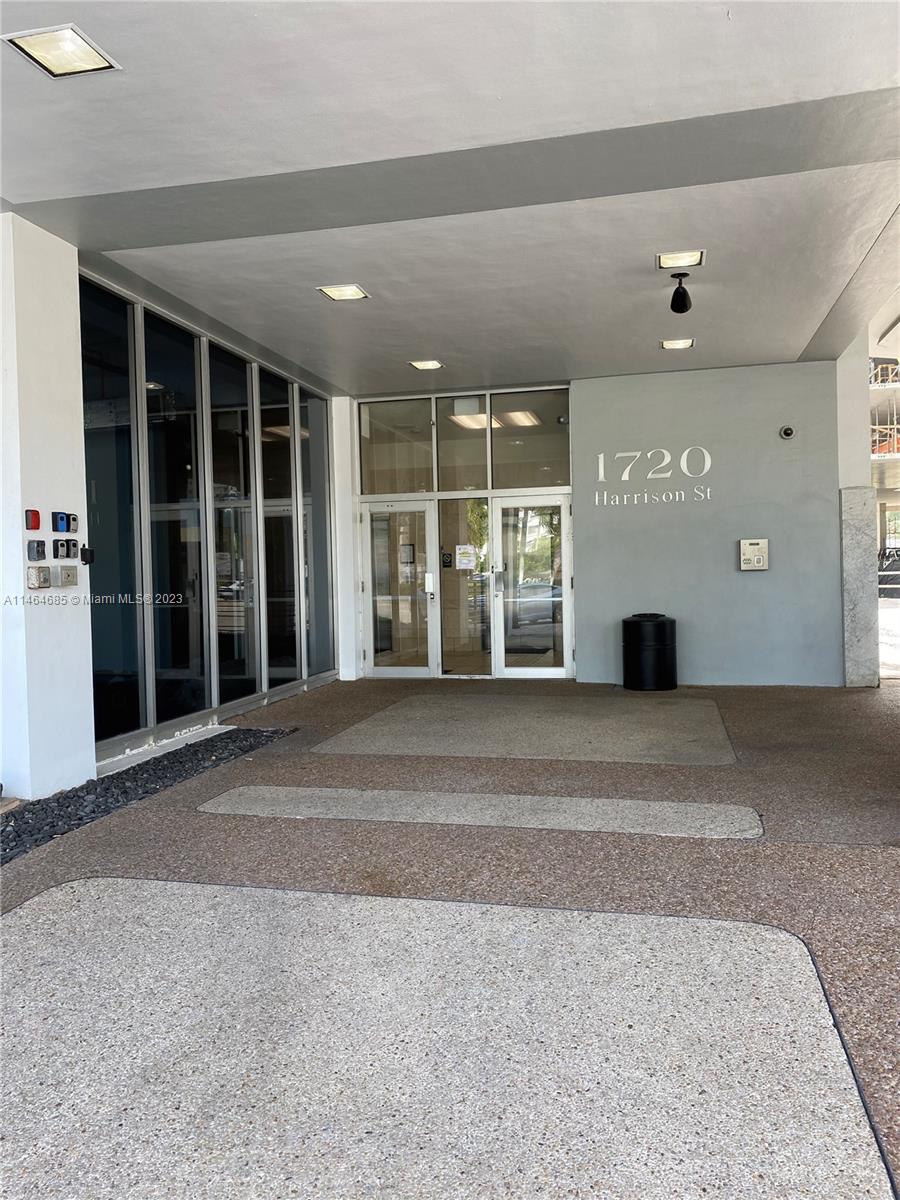 HOME TOWER CONDO - Residential Lease
