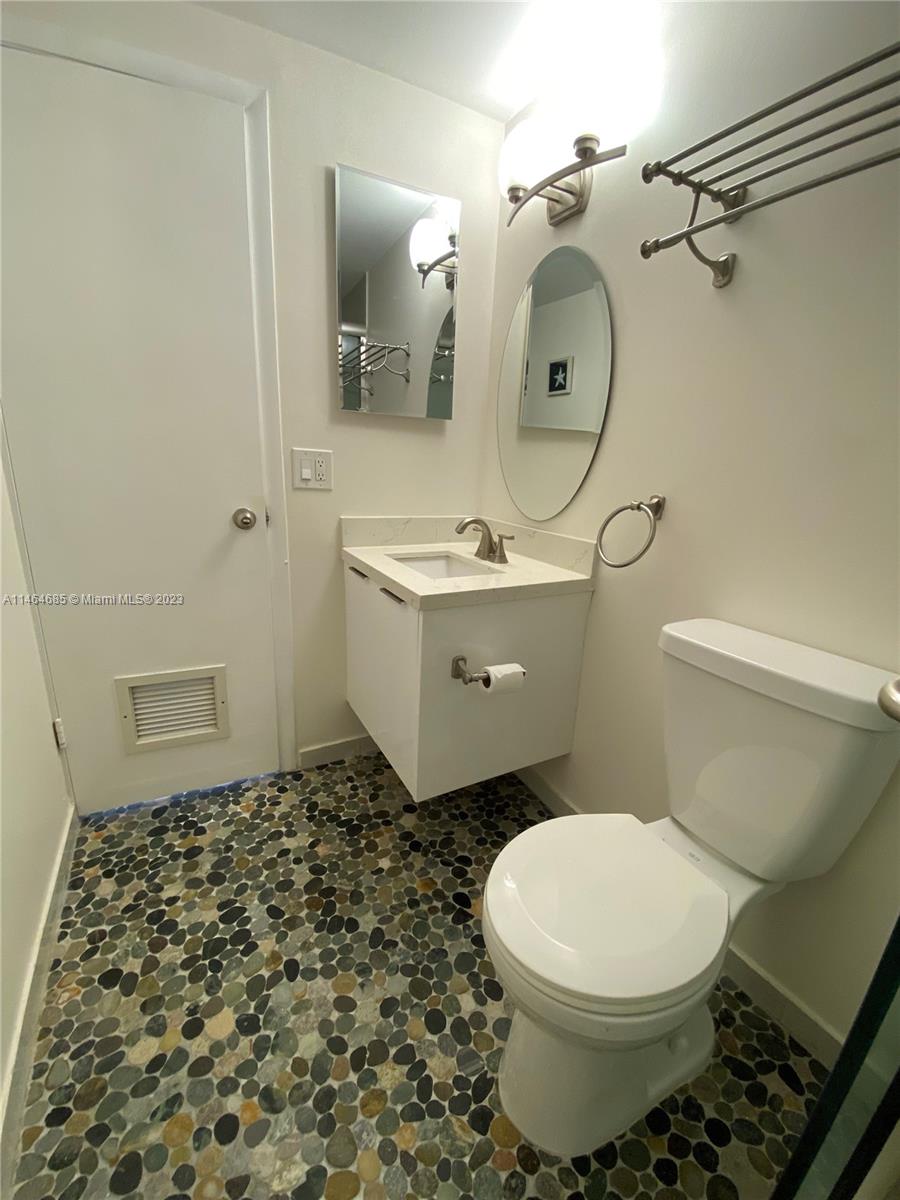 HOME TOWER CONDO - Residential Lease