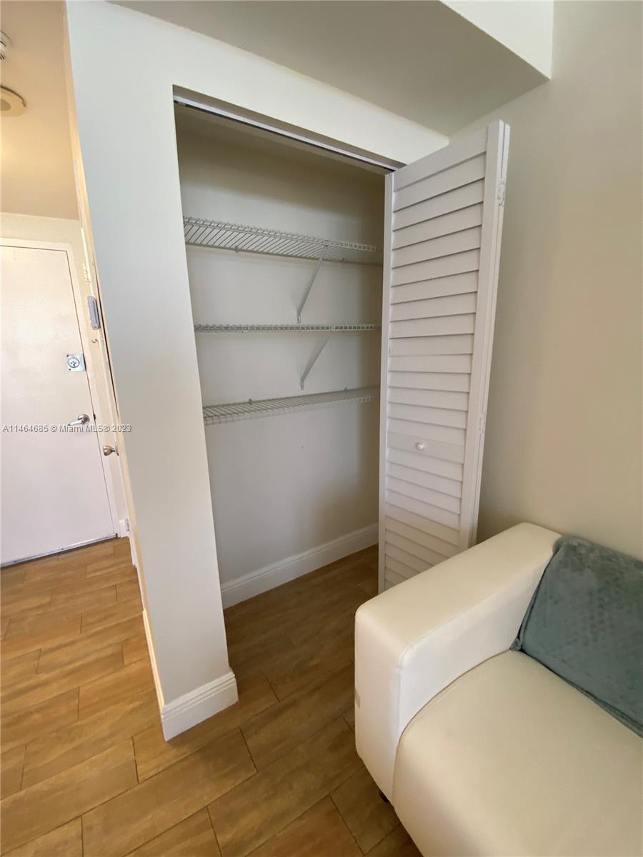 HOME TOWER CONDO - Residential Lease