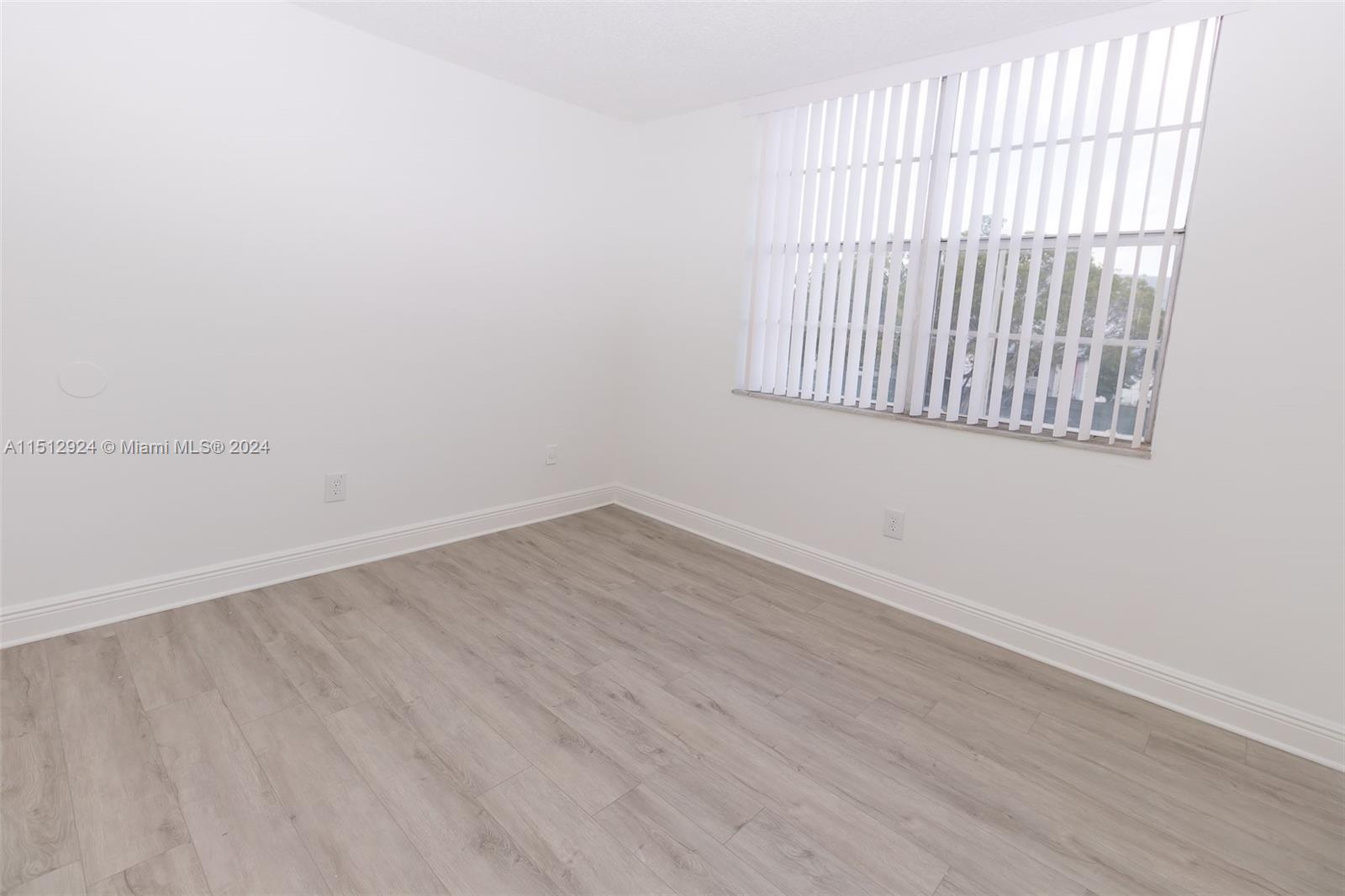 MONTECARLO CONDO - Residential