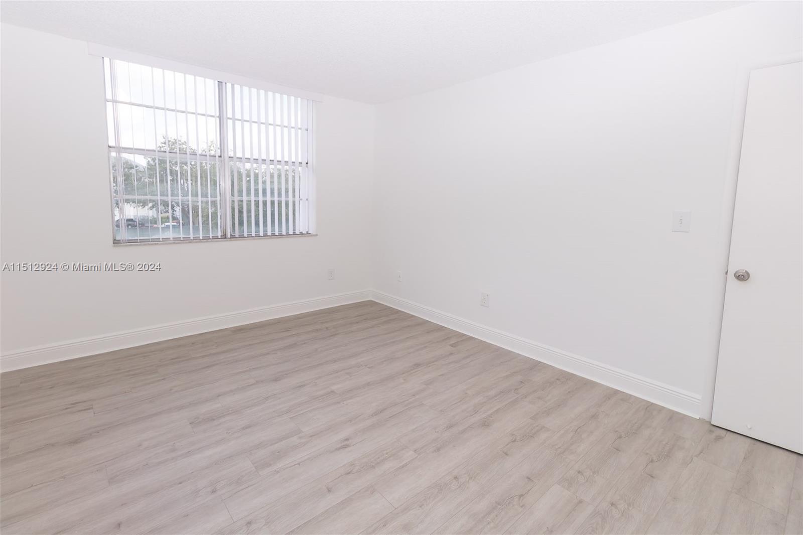 MONTECARLO CONDO - Residential