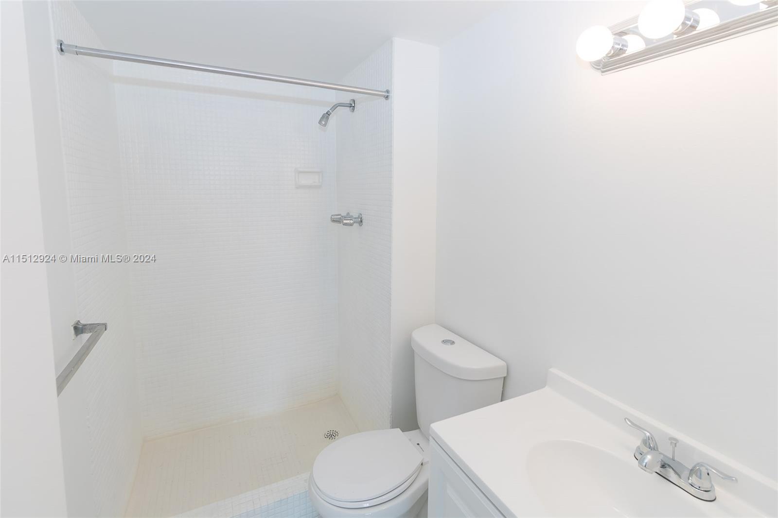 MONTECARLO CONDO - Residential