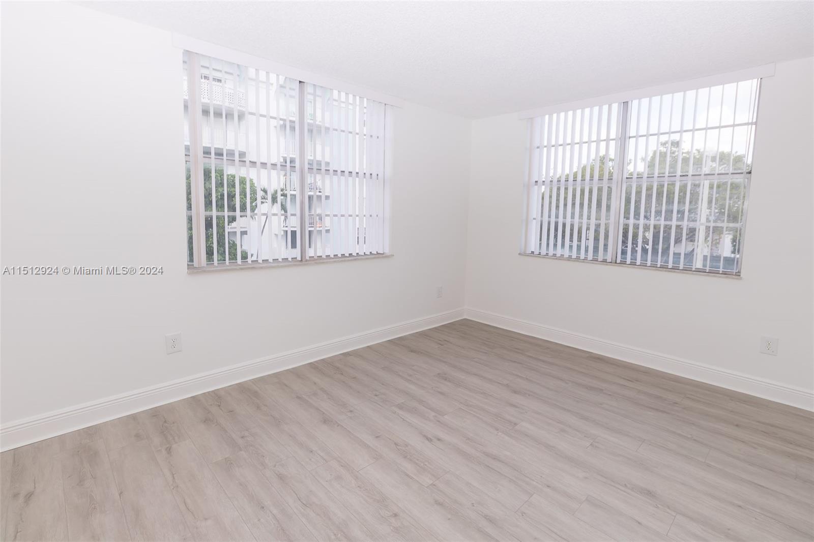 MONTECARLO CONDO - Residential