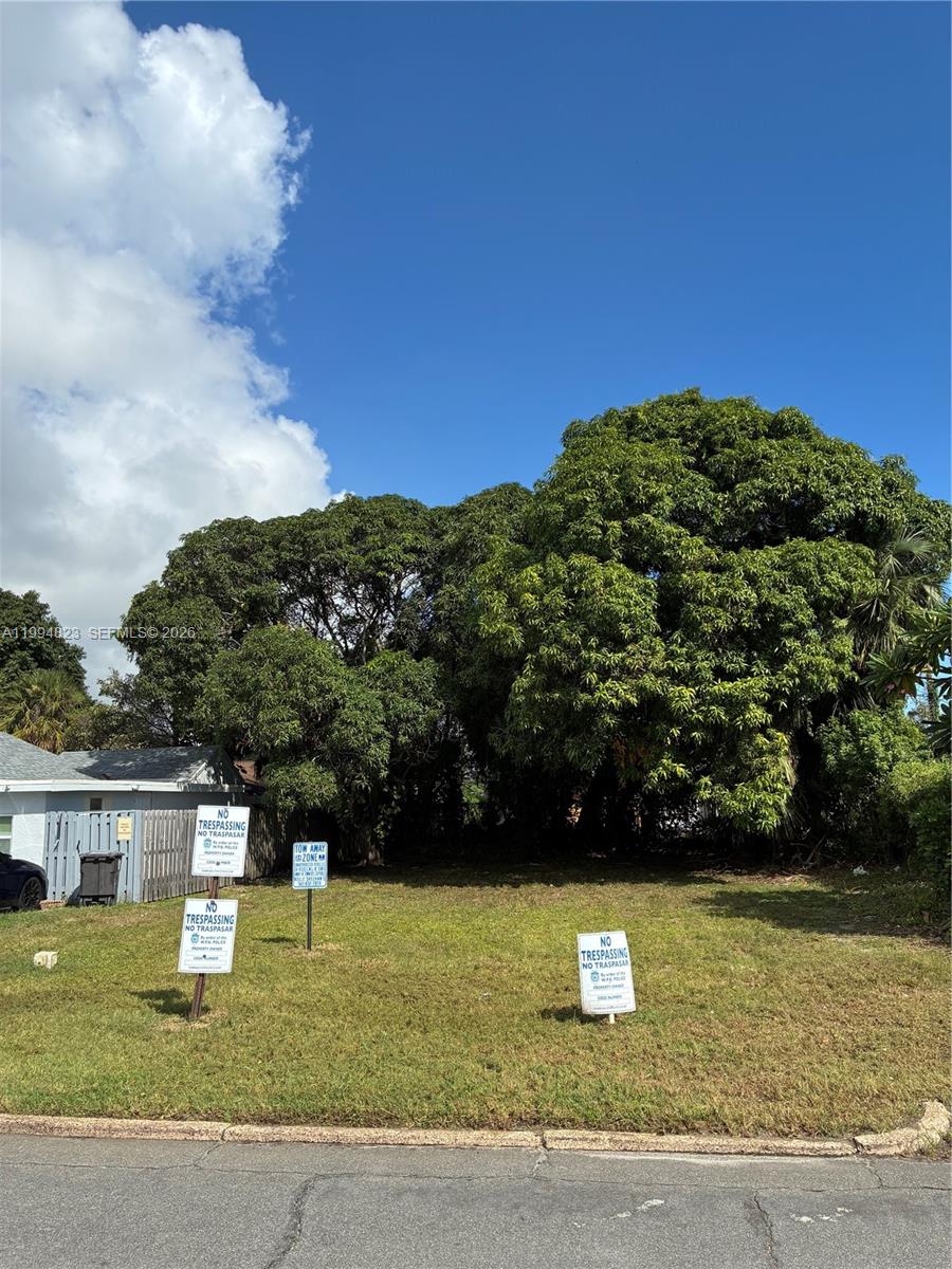 NORTH PALM BCH 4 - Land