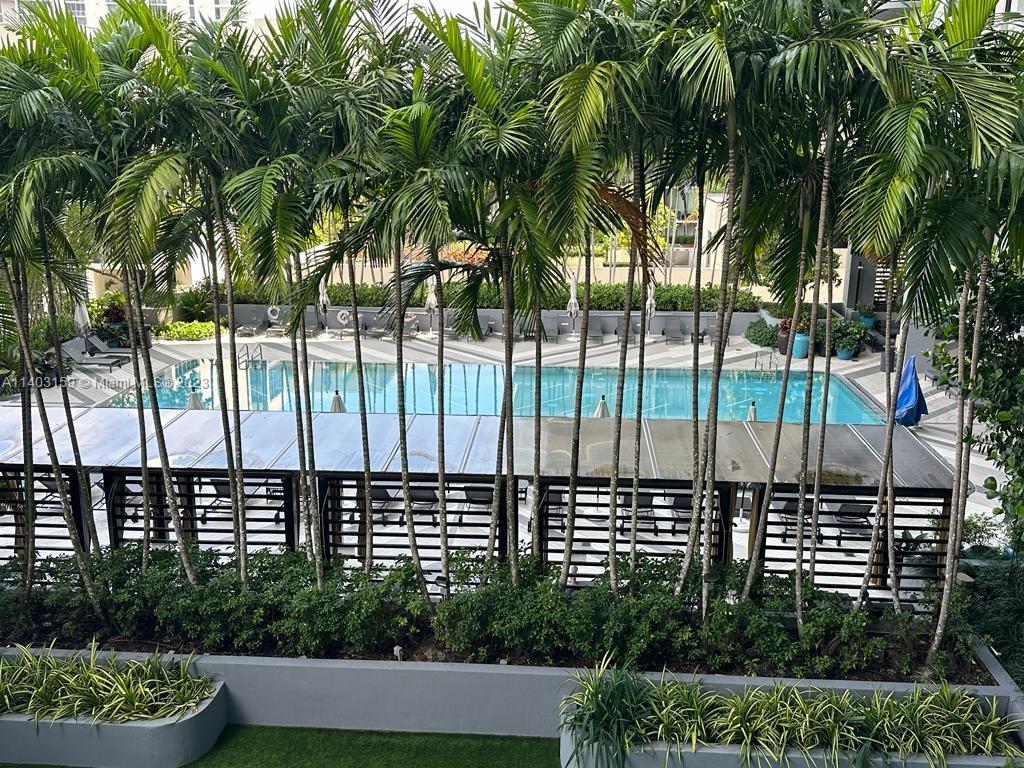 3401 MIDTOWN CONDO - Residential